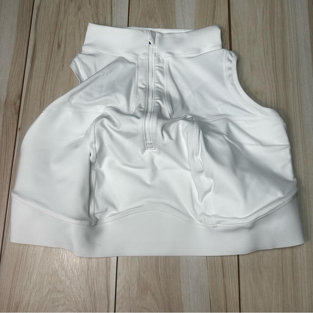 Prague Crop Sports Bra White Size 3X DDD-H High Support Zip Moisture Wicking New